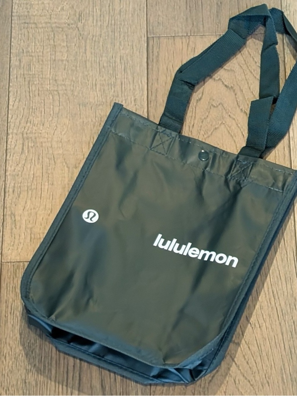 lululemon athletica dark green reusable tote bag